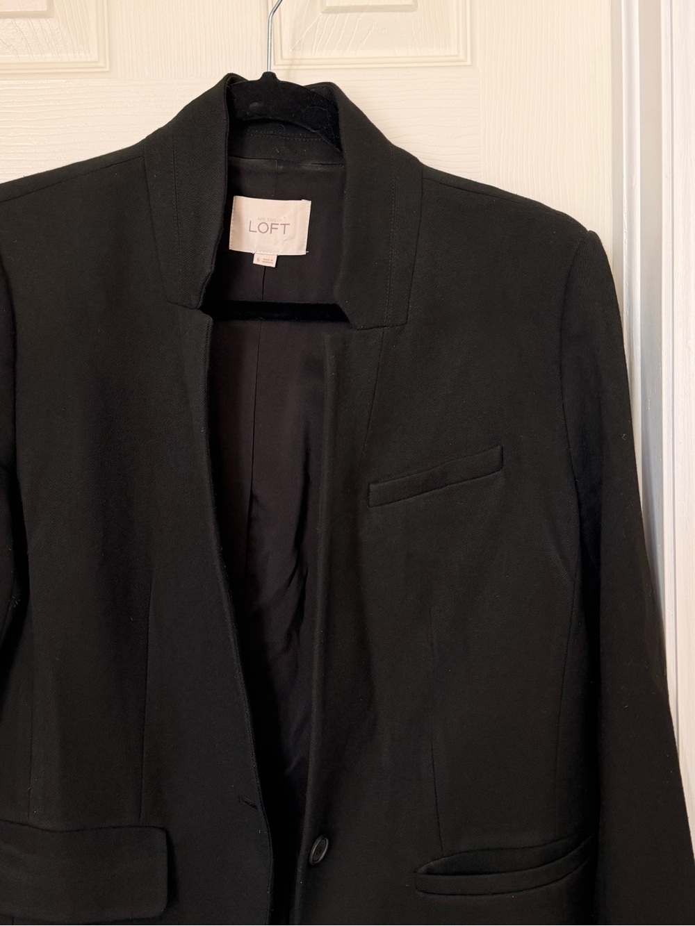 LOFT Black Collarless Open-Front Blazer